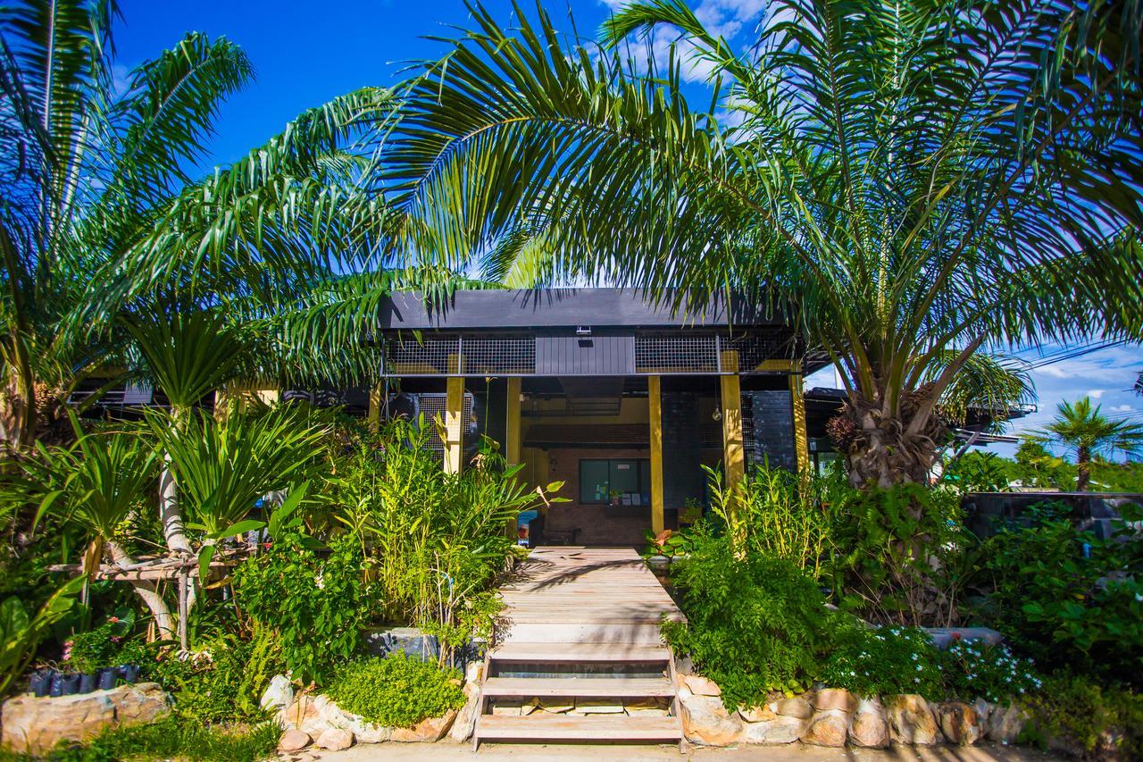 פראן בורי Palm Pran Resort מראה חיצוני תמונה