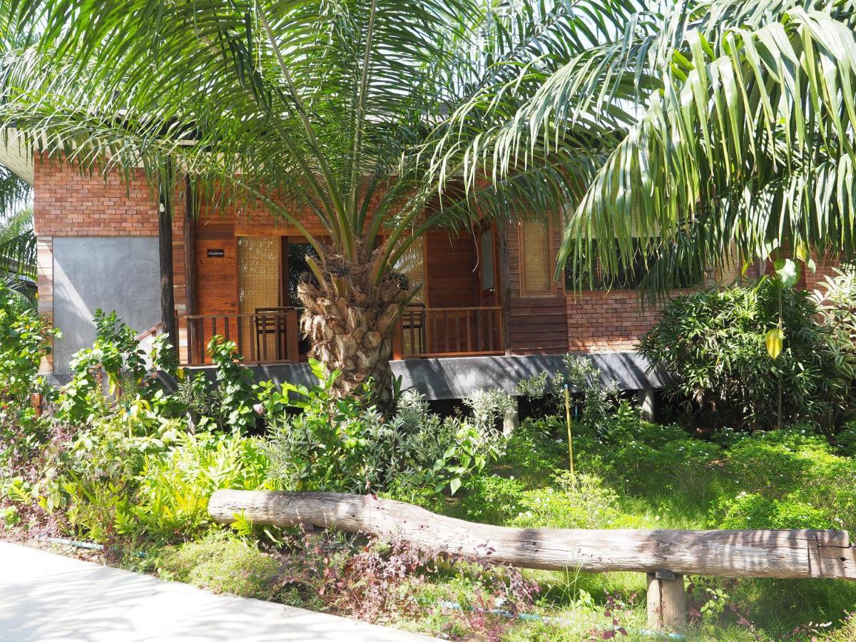 פראן בורי Palm Pran Resort מראה חיצוני תמונה